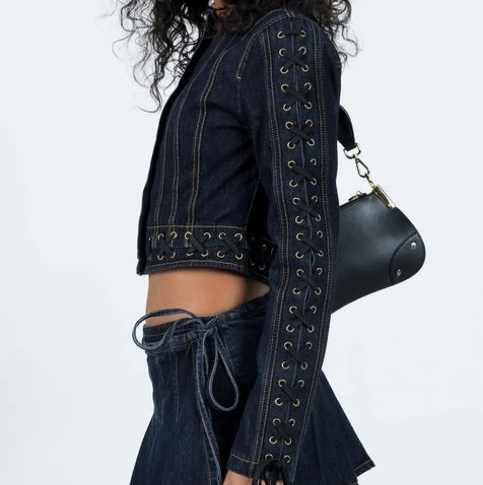 Lioness Dark Indigo Berlin Denim Crop Jacket with Lace-Up Accents Size L US 8 - Picture 3 of 14